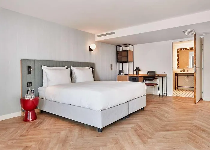 H4 Paris Pleyel Hotel Saint-Denis (Seine-Saint-Denis)